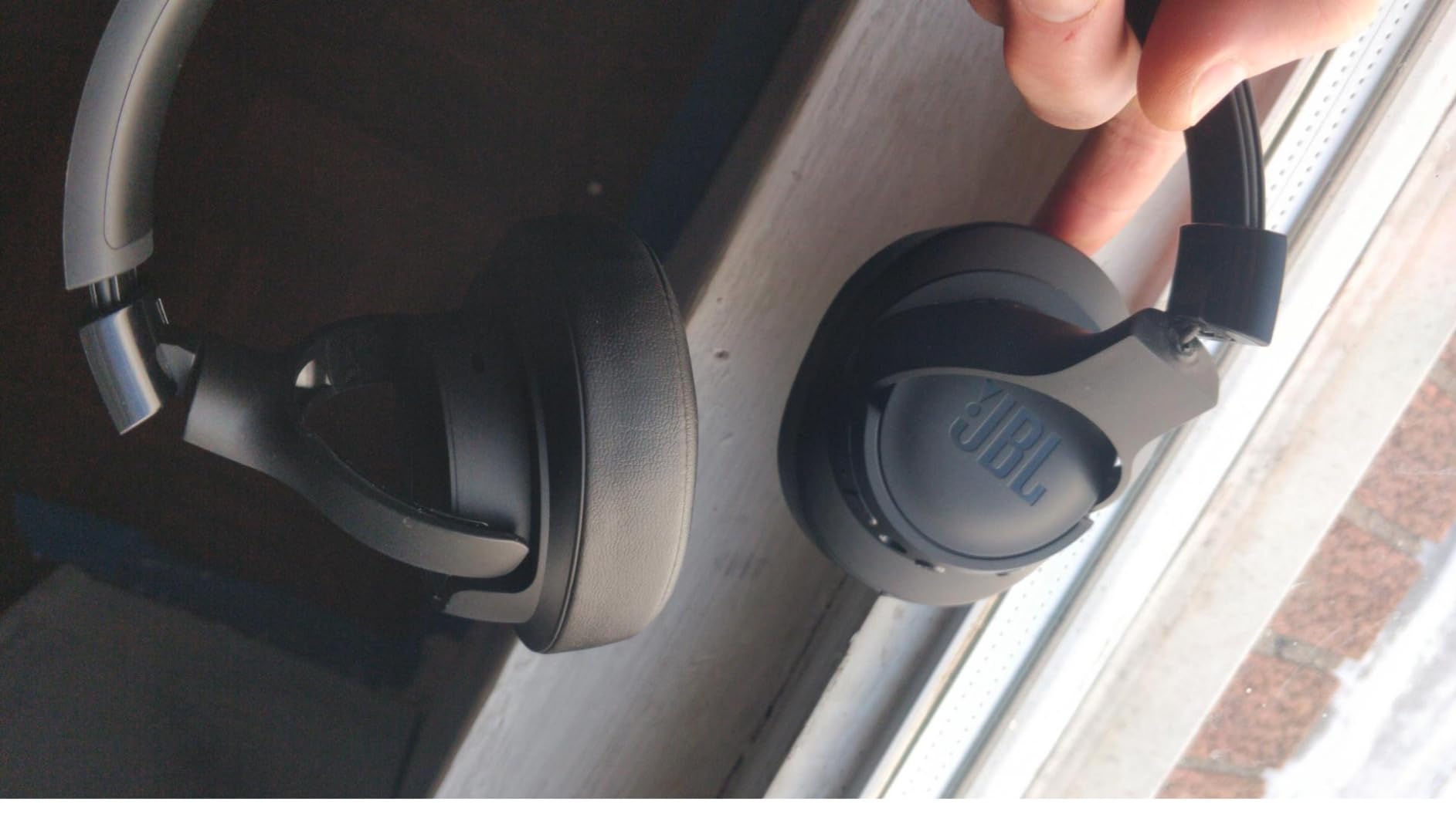 Great Sound, but weak plastic that breaks easily