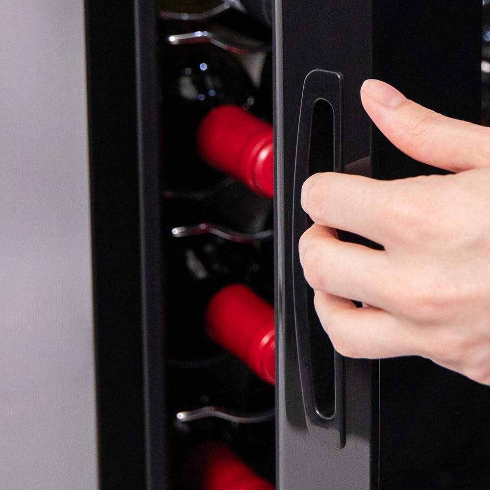 Cecotec Cantinetta Vino Bolero GrandSommelier 1550 CoolCrystal. 15 Bottiglie, Termoelettrica, Silenziosa 35dB, Temperatura 5-18ºC, Pannello Touch, LED Interno, Eco-Friendly, Design Elegante e Moderno
