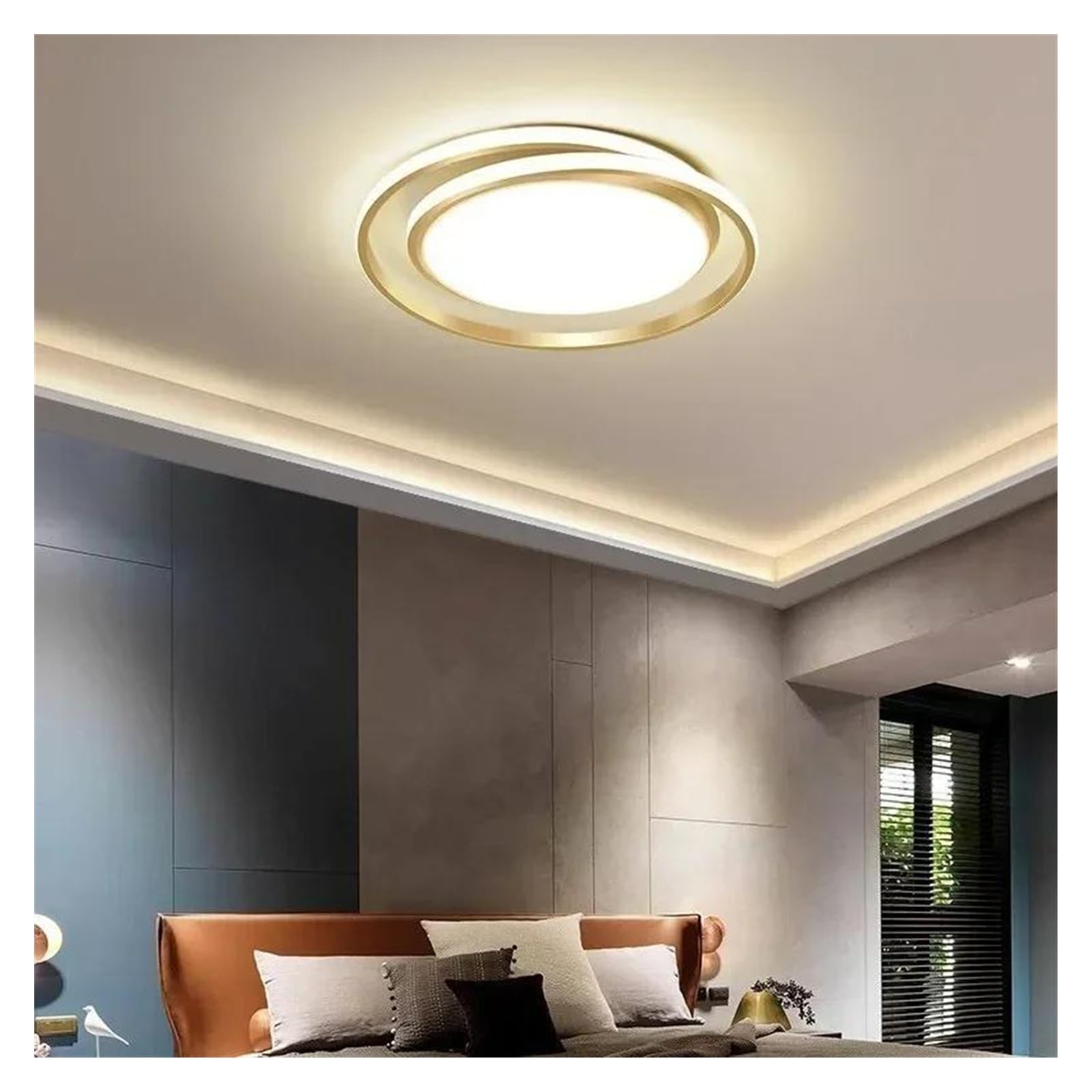 Lampes suspendues or pour une ambiance chaleureuse de salon