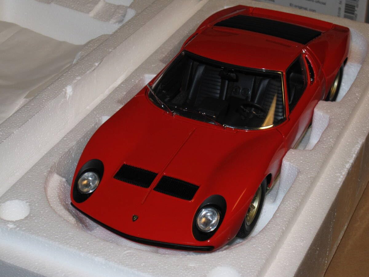 【ミニカー 美品】オートアート 1/18 ランボルギーニ ミウラ SV Amazon | 1/18 オートアート ランボルギーニ ミウラSV 赤金 | ミニカー