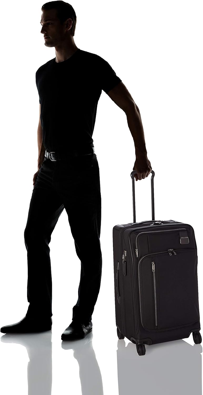 tumi merge short trip