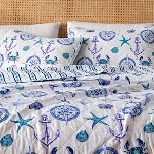 Coastal quilt bedding set with shams, azure seashells