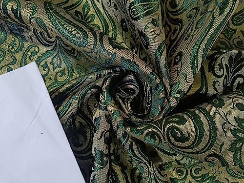 Tissu brocart métallique doré et vert rigide pour coudre un vêtement structuré asymétrique
