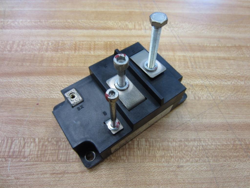 MITSUBISHI QM300HA-2H 1000V, 300A, 75 VDC Current GAIN, HIGH Power Switching USE, Insulated Type, Transistor Module