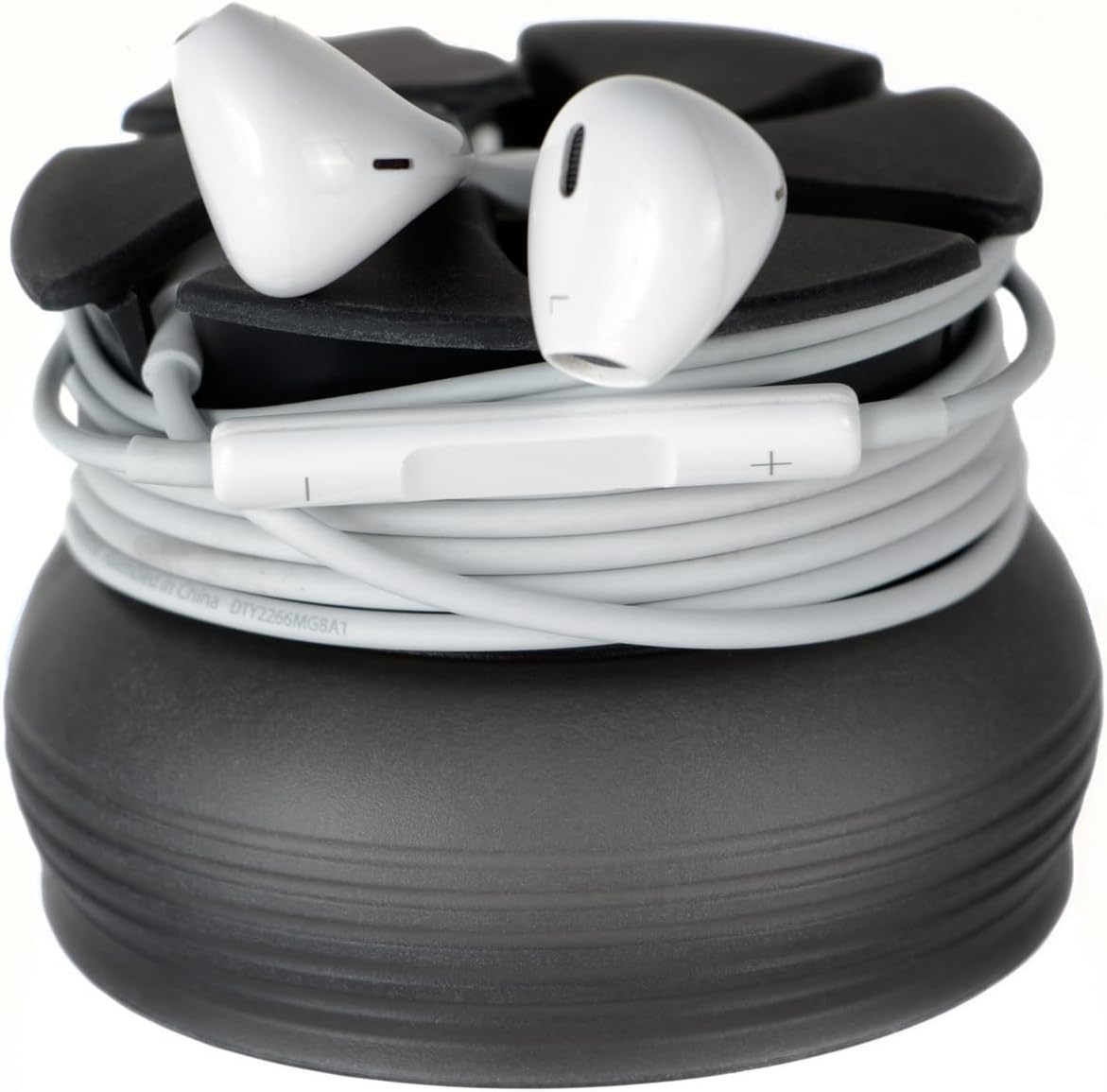 Digital Innovations The Nest – Tangle-Free Earphone / Earbud Case, Durable and Compact Storage System, Black