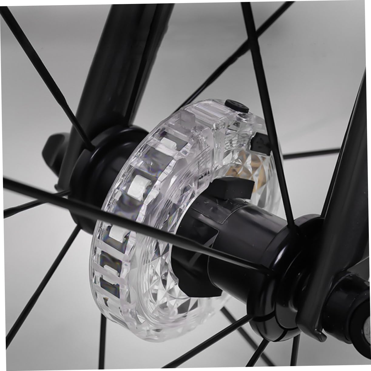 BESPORTBLE Feux De Vélo à La Mode Fauteuil Scooter Cyclisme Lumière De Casque De Vélo Feux De Roue De Vélo Portables Éclairage De Roue De Vélo Élégant Vélo Lumière Blanche Plastique