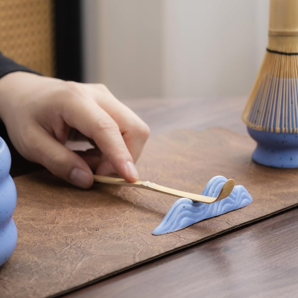 Juego de té matcha japonés de 7 piezas, kit de matcha con cuenco de matcha (con boquilla de vertido), batidor de matcha, soporte para batidor, colador