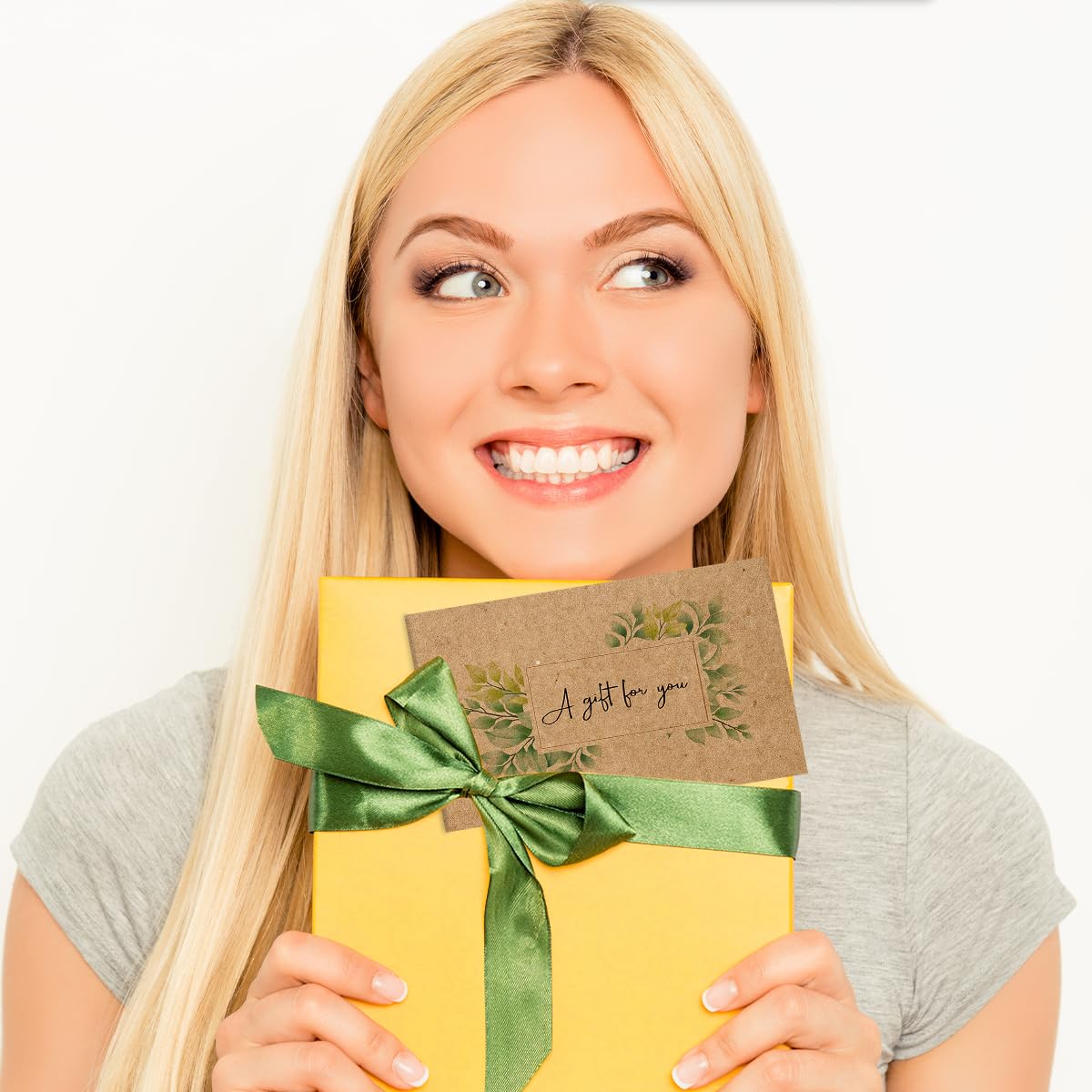 50 juegos de certificados de regalo para negocios, tarjetas de regalo de papel kraft en blanco con sobres, regalos para salones, restaurantes, spa, matrimonio, cumpleaños, clientes de 11.8 x 3.9
