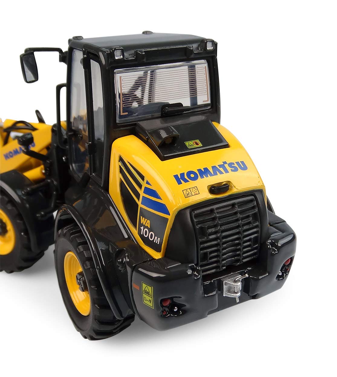 Universal Hobbies - Komatsu WA100M-8, UH8145