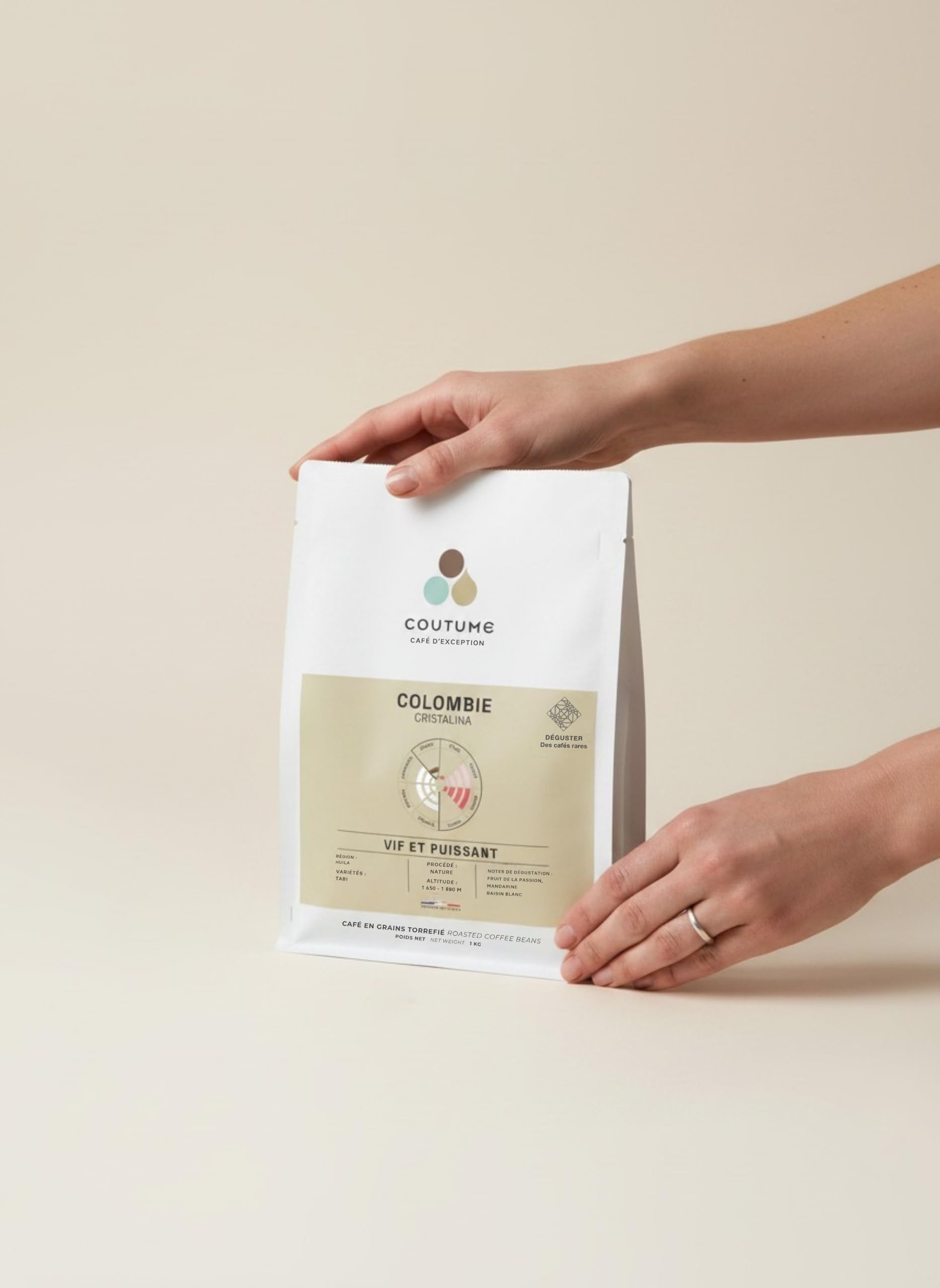 Coutume - Café en Grain Colombie La Cristalina 1kg - Café de Spécialité 100% Arabica, Café Torréfacteur Français, Torréfaction Artisanale - Fraîchement Torréfié