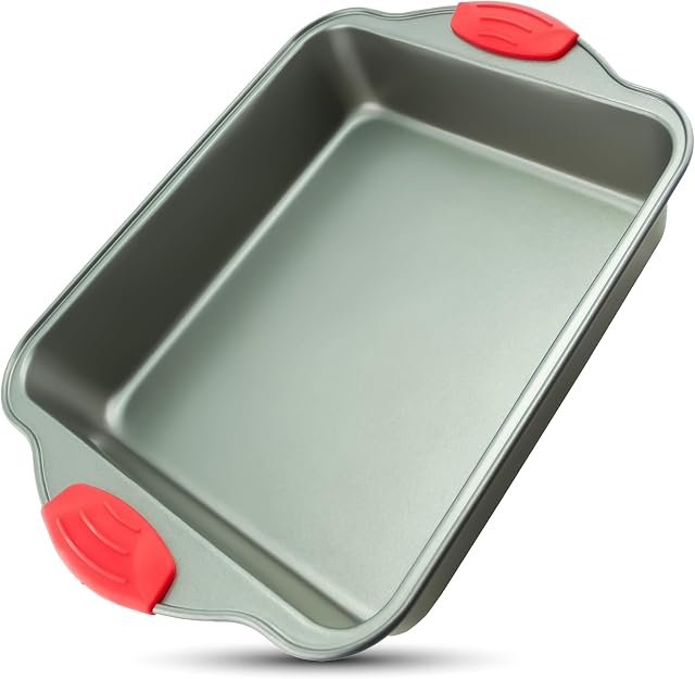 Boxiki Kitchen Baking Tray - Non-Stick Steel 8 Inch Square Cake Tin Durable, Convenient, Premium Quality No-Stick Brownie Baking Tin, 20 x 20 cm