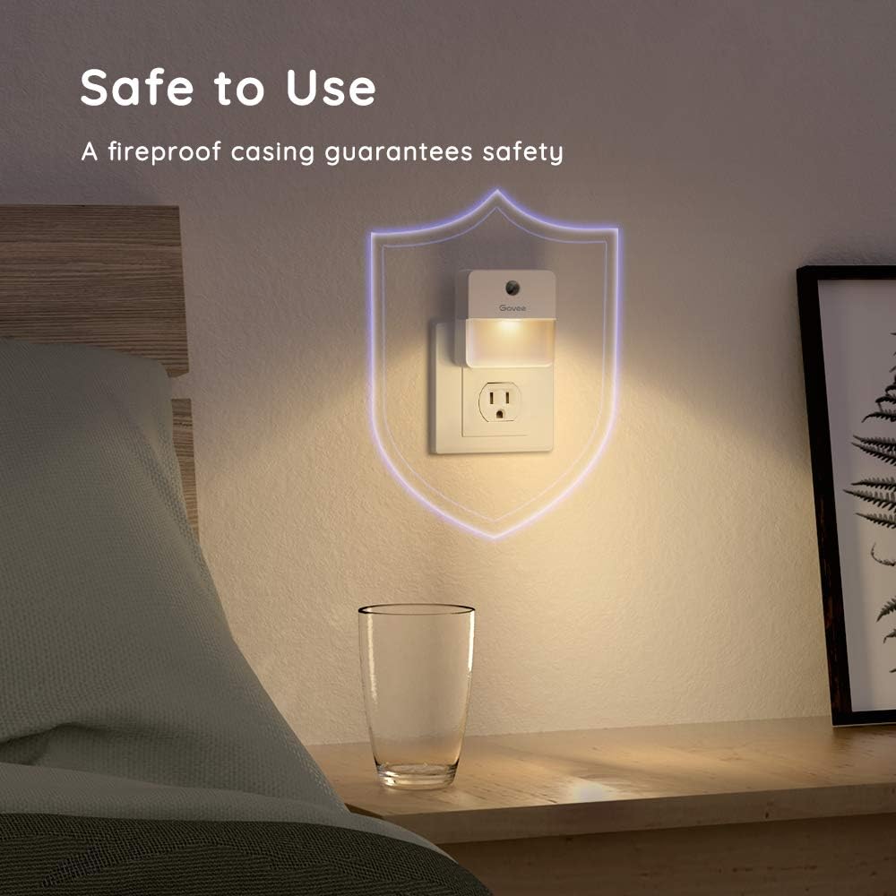 Govee Dusk to Dawn Night Light, Plug in, Soft Warm White LED Night Light for Bathroom, Bedroom, Hallway, Kitchen, Stairs, Energy Efficient, Glare-Free, Compact, 6-Pack