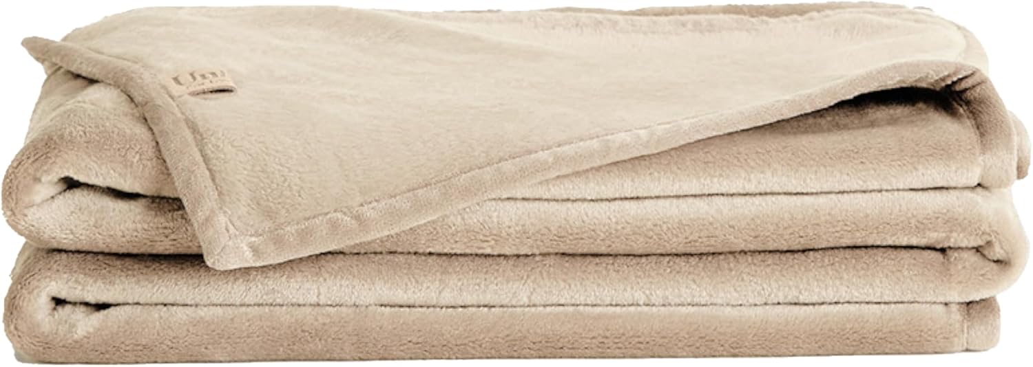 UnHide Lil Marsh Traveler Travel Blanket Faux Fur