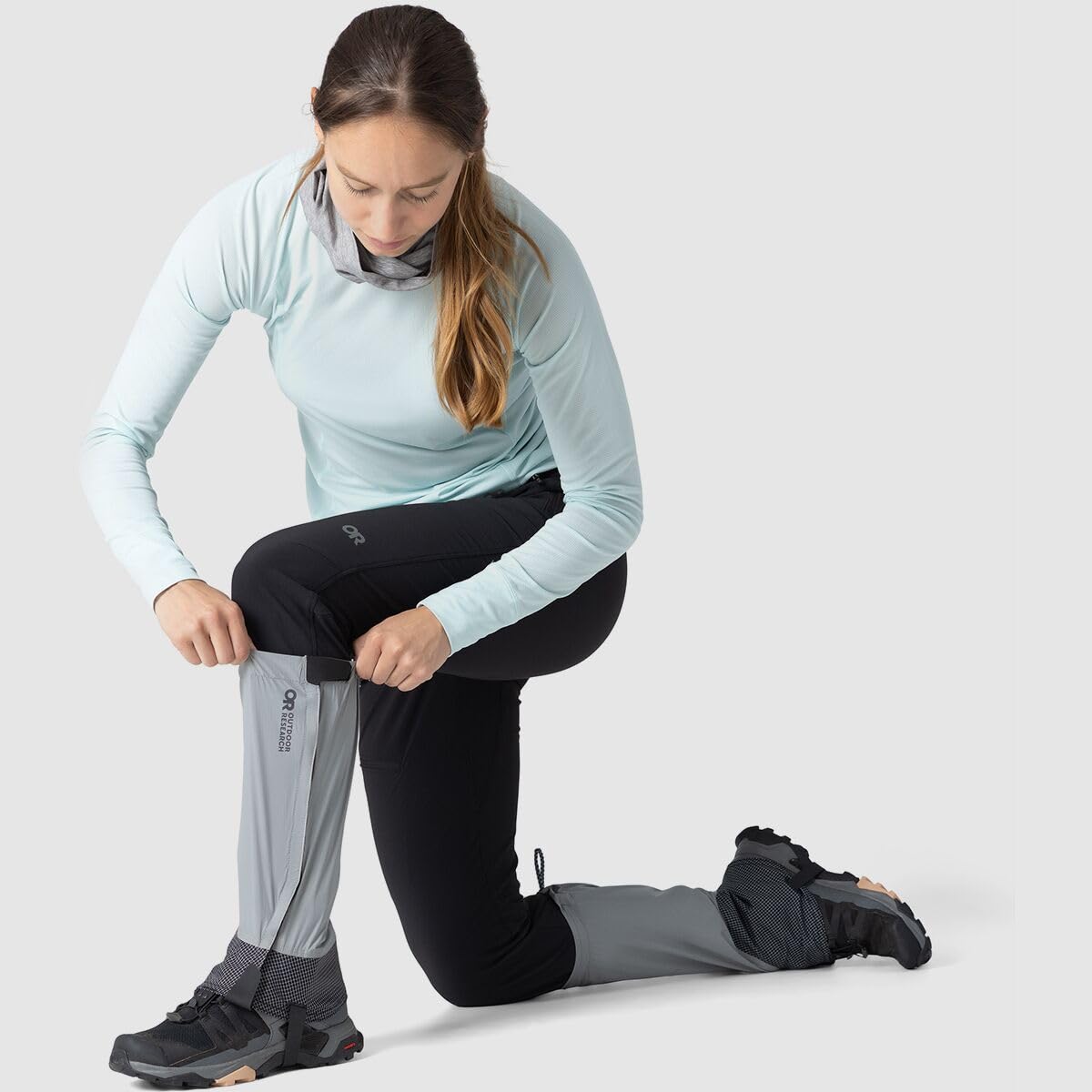 Outdoor Research Guêtres Helium UL pour femme | Protège-jambes imperméables ultralégers pour la randonnée et la course à pied, haut cintré, crochet en dentelle