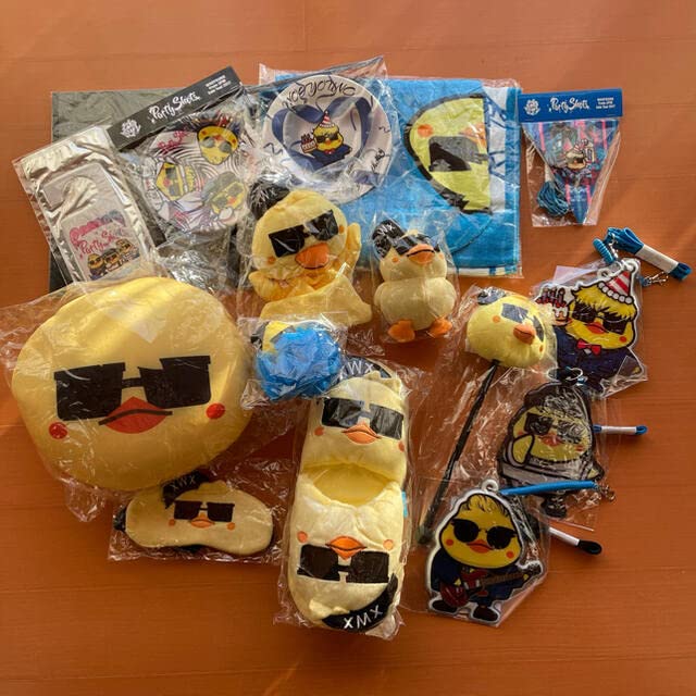 2PM ウヨン ピヨンぬいぐるみ＆クッションセット 2PM ウヨン ピヨンぬいぐるみ＆クッションセット Amazon.co.jp: 2PM