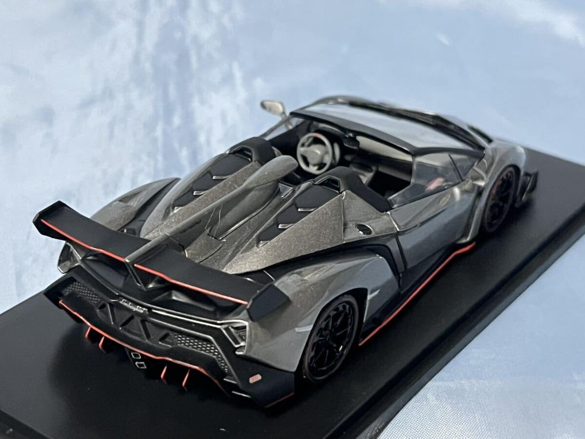 Amazon.co.jp: Kyosho Lamborghini Veneno Roadster 1/43 : Hobbies