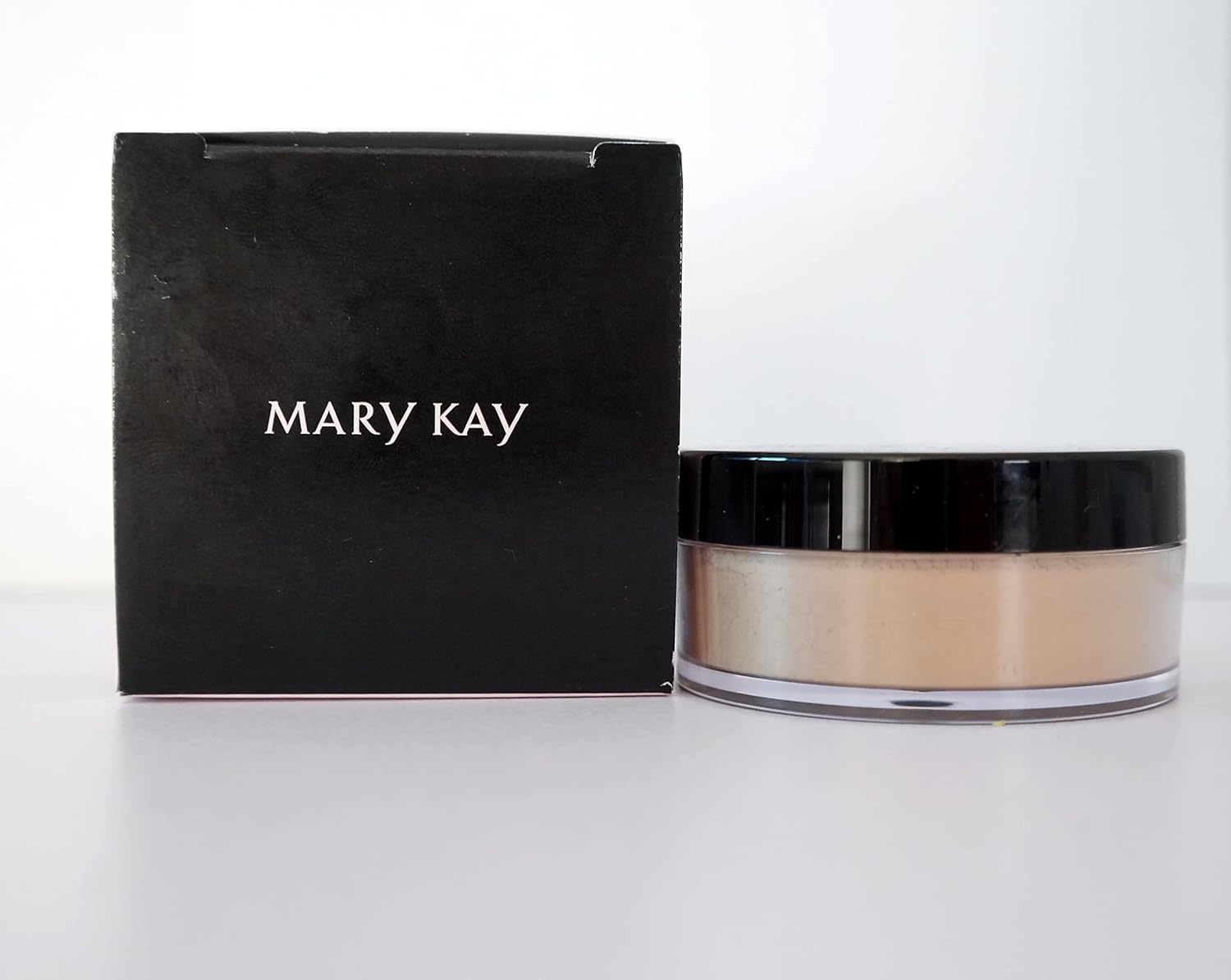 Mary Kay Silky Setting Powder fixing powder light beige 8g