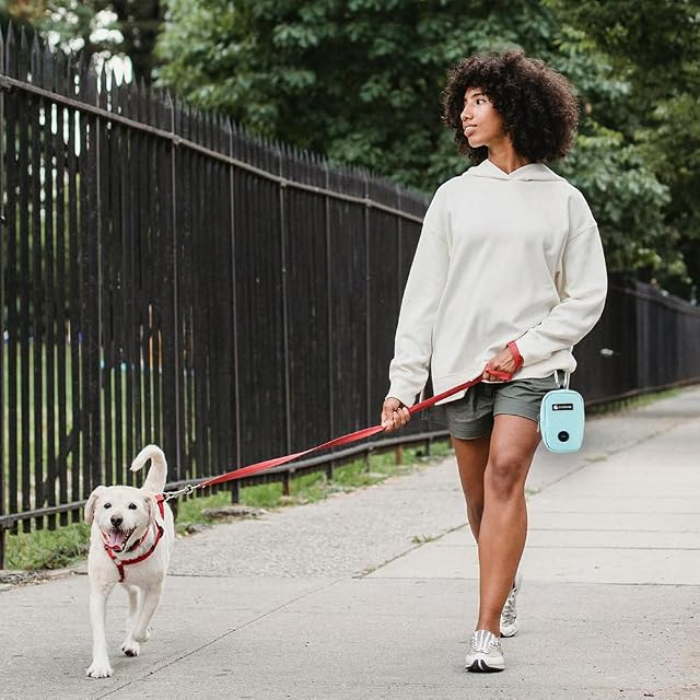 Foto 8 de 8 de COOWONE Dispensador de bolsas de basura para perros, ligero, dispensador de bolsas de basura para cachorro
