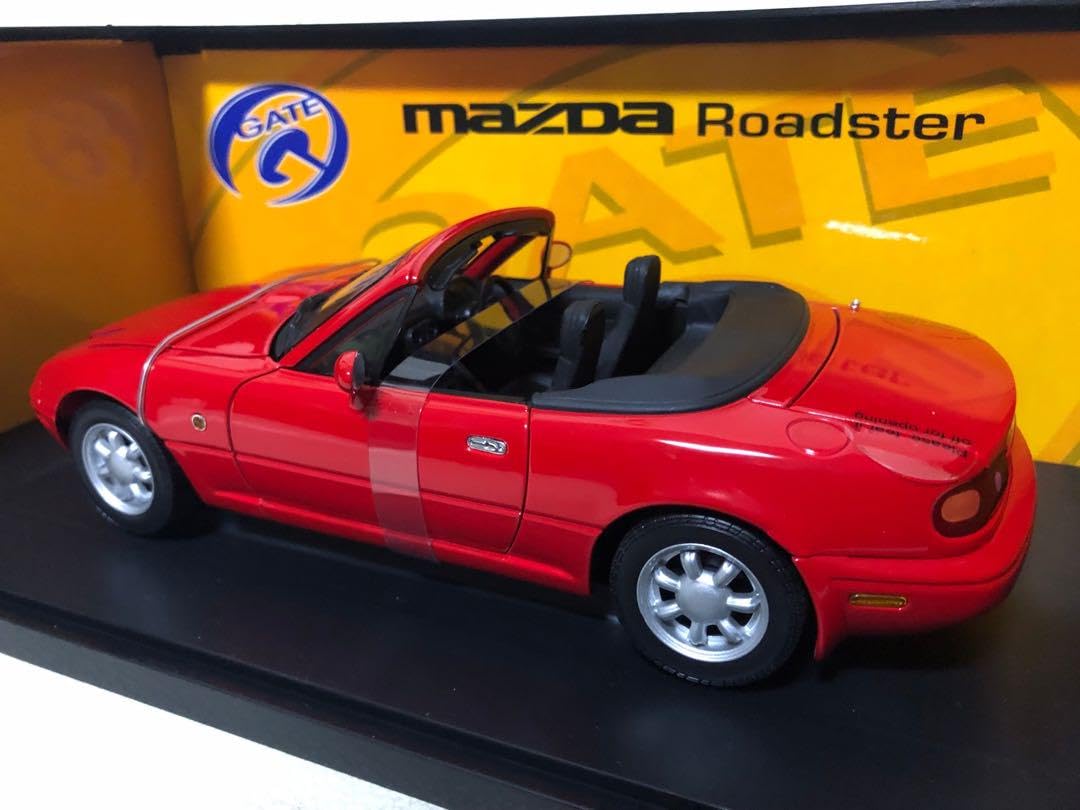 GATE 1/18 マツダ ユーノス ロードスター シルバー外3点セット GATE 1/18 マツダ ユーノス ロードスター シルバー外3点セット