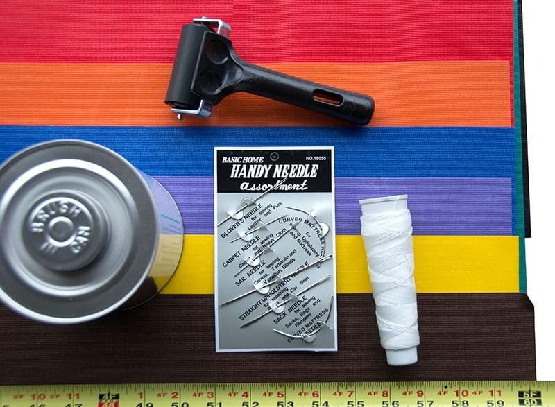 Moose Vinyl Deluxe Repair Kit Includes 32oz Sx Glue, Assorted Patches, Needles, Thread, Roller (Solid)