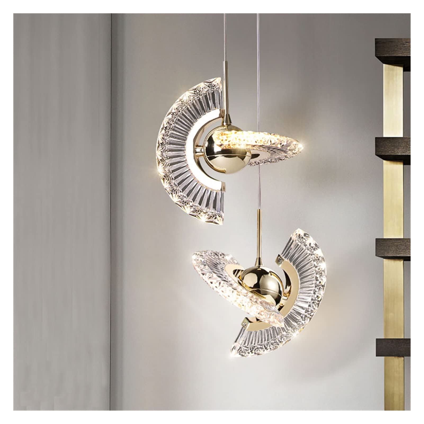 Lustre moderne LED en cristal : l'éclat du luxe rotatif pour sublimer votre salle à manger