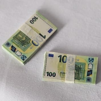 200 Pcs Dollhouse Accessories Micro-Model Simulation Euro Photo Prop Decor 100