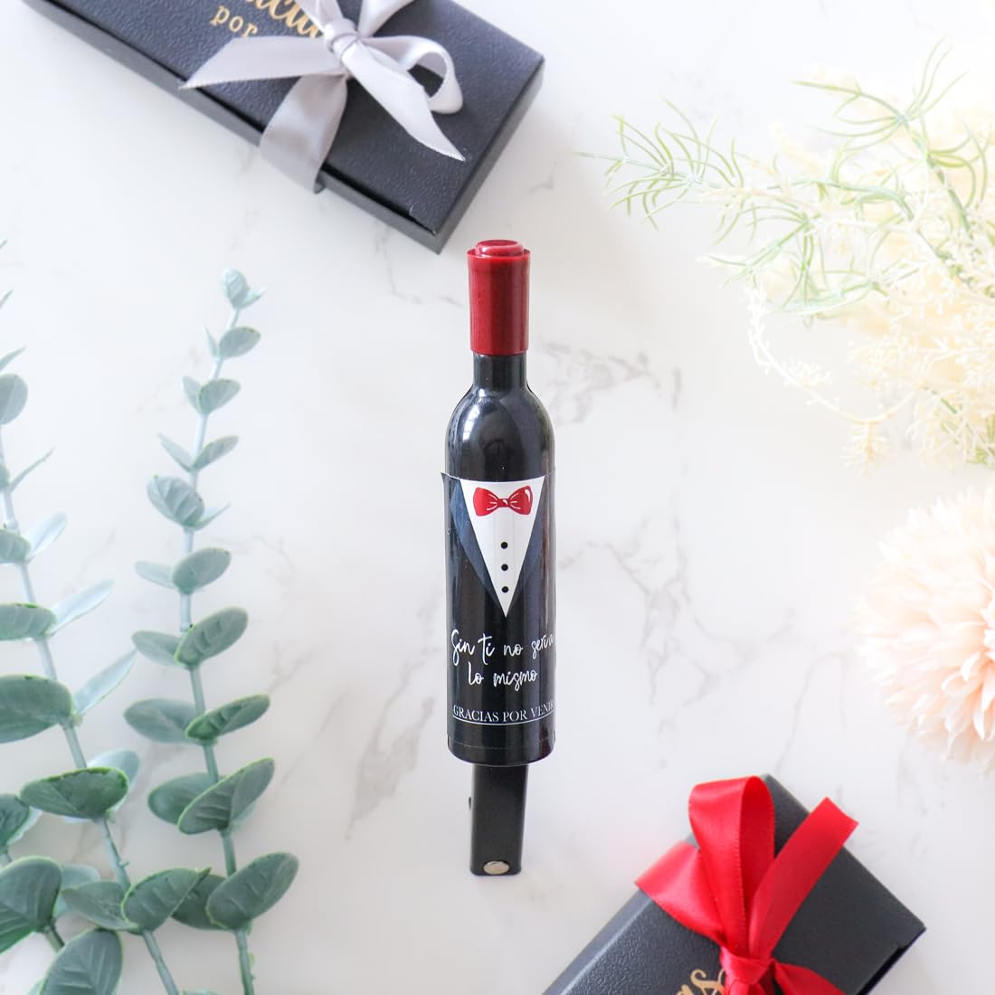 Pack de 12 a 42 uds, Sacacorchos botella de vino, Abridor forma de mini botella, Diseño smoquin, Con o sin envoltorio, 11 cm, Detalles para Boda, Regalantes (30, Con envoltorio, lazo surtido)