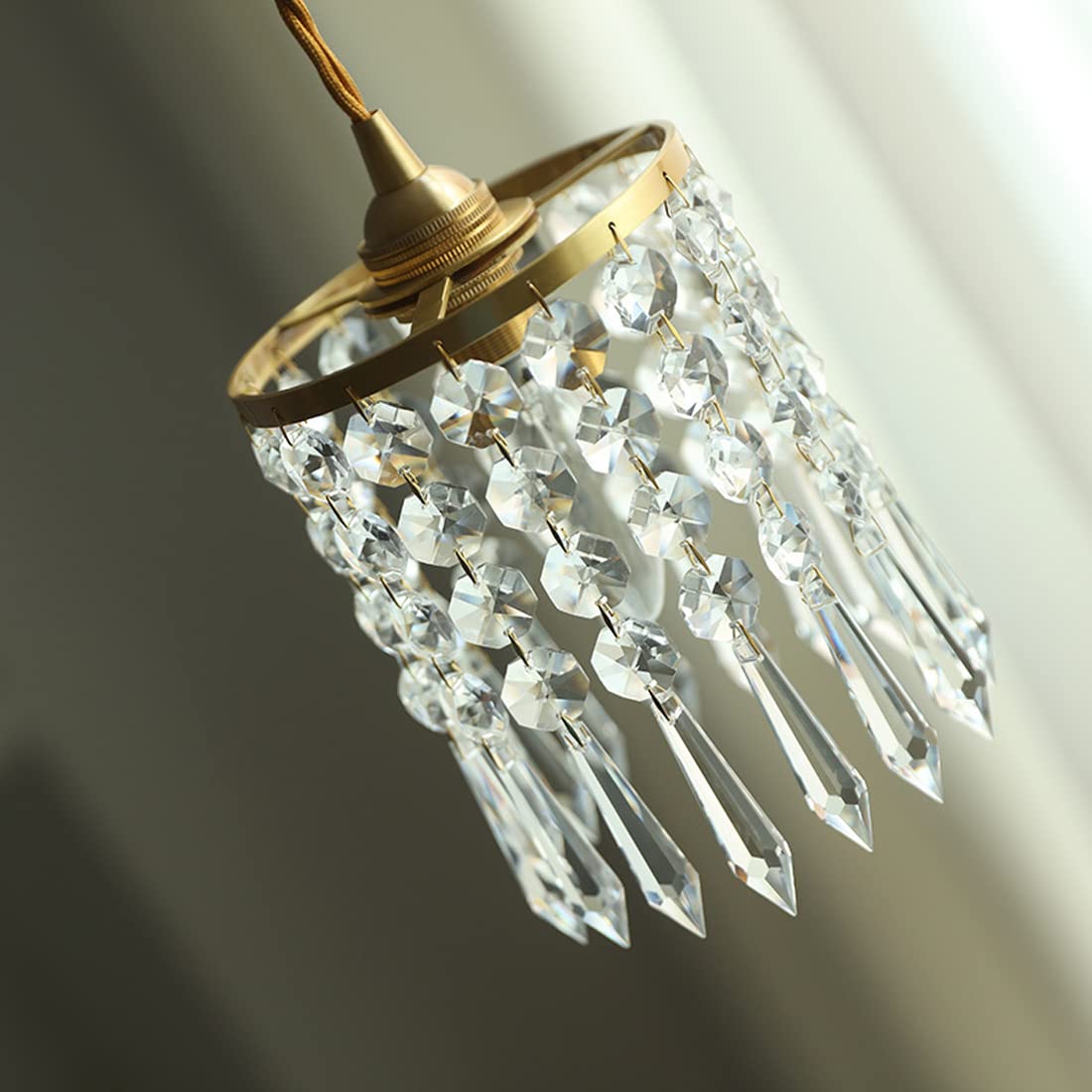 Retro LED Pendelleuchte Gold Kristall dekoratives Schlafzimmer Lampe Europäischer stil Vintage küchenlampe Antik Hängeleuchte für Wohnzimmer Büro Lernzimmer Bar Modern Elegante Kronleuchter E14, D17cm