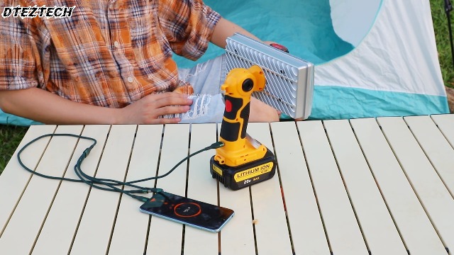 Image of DTEZTECH Cordless LED Work Light for Dewalt 20V Max Lithium-ion Battery, 40W 4200LM Flashlight with USB Port, Zinc Alloy LED Work Light for Emergencies, Camping, Outdoor, Indoor(Tool Only)
