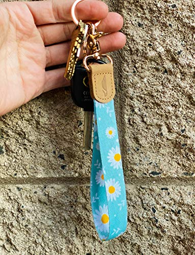 Image of POCKT Keychain Wristlet for Women and Men, Cute Wrist Lanyard for Keys, Short Key Chain Strap for Car Keys, Wallet, ID Badge & Phone | Daisy