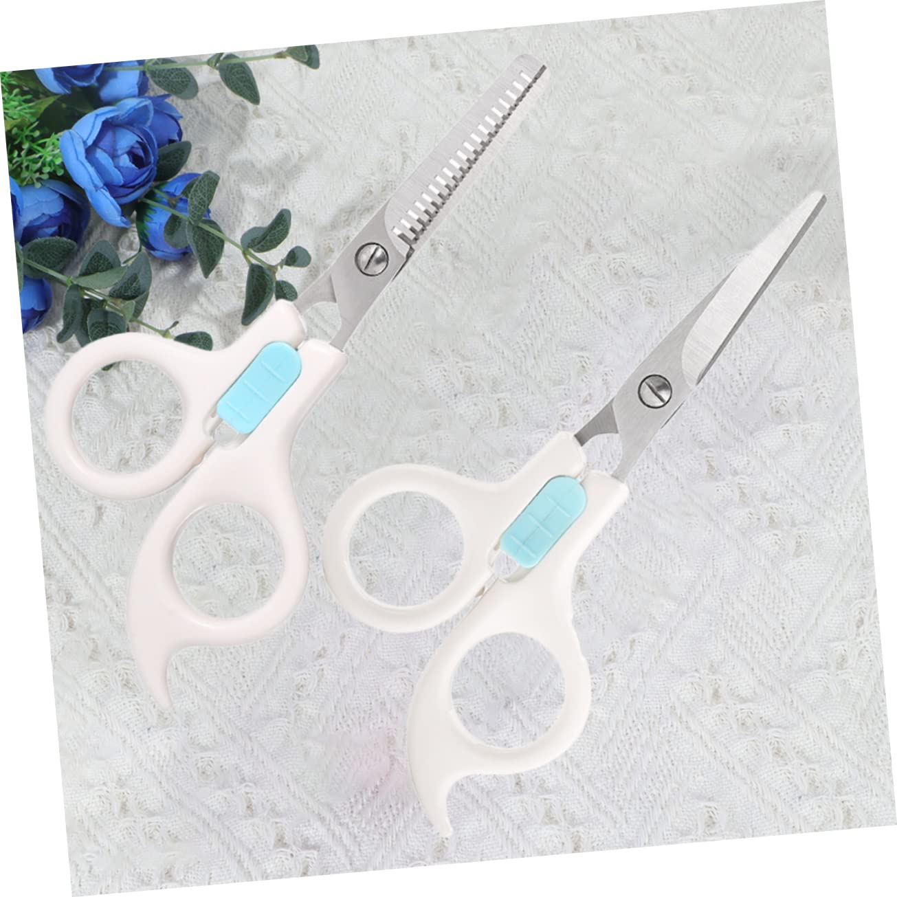 Didiseaon 4pezzi Forbici Sicure Per Ragazzo Ragazza Forbice Piatta e Sfoltitrice Per Acconciature Domestiche Strumenti Di Bellezza Per Uso Familiare Bianco