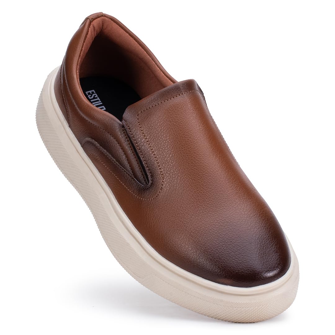 Kit 2 Tênis Slip On Iate Masculino Couro Confortável Calce Fácil em promoção! Veja a oferta e mais achadinhos de Tênis 8 Hoje é o melhor dia para comprar Kit 2 Tênis Slip On Iate Masculino Couro Confortável Calce Fácil com aquele preço maroto! Promoção! Aproveite a oferta! 8