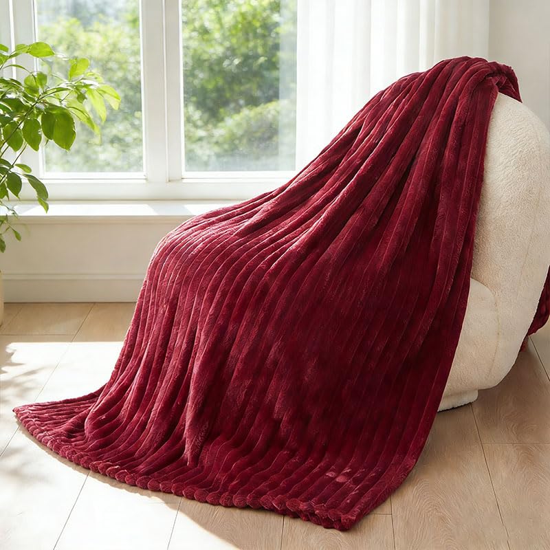 Manta ligera, suave y mullida, manta portátil pequeña para sofá, cama, decoración cálida para todas las estaciones, 39.3 x 27.5 pulgadas, color rojo