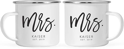 Andaz Press Juego de tazas de café personalizadas de acero inoxidable para fogata, Mrs. Mrs. Kaiser Est. 2025, estilo de escritura, paquete de 2,
