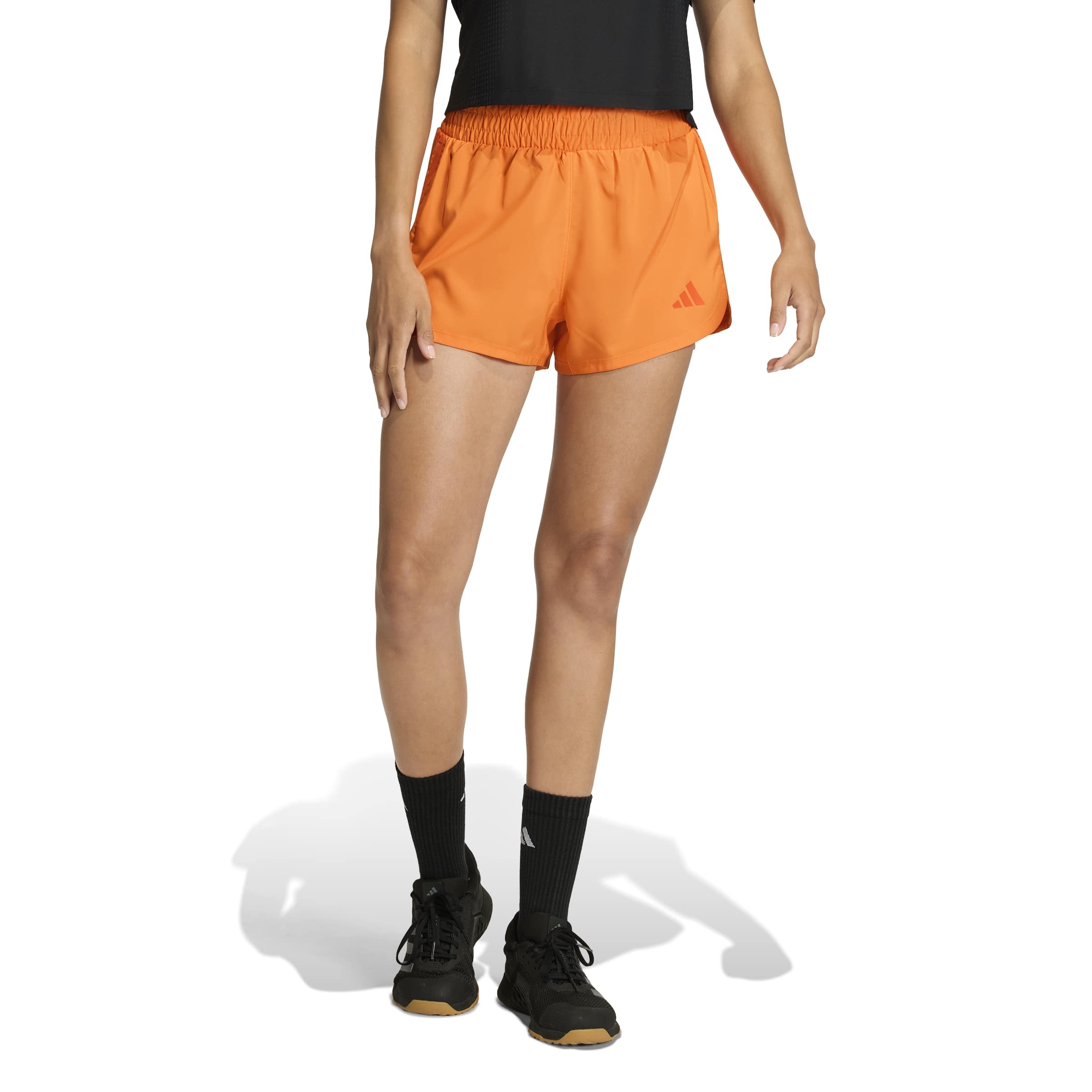 adidas Women's Pacer Workout Shorts mit hohem Bund aus gewebtem Material