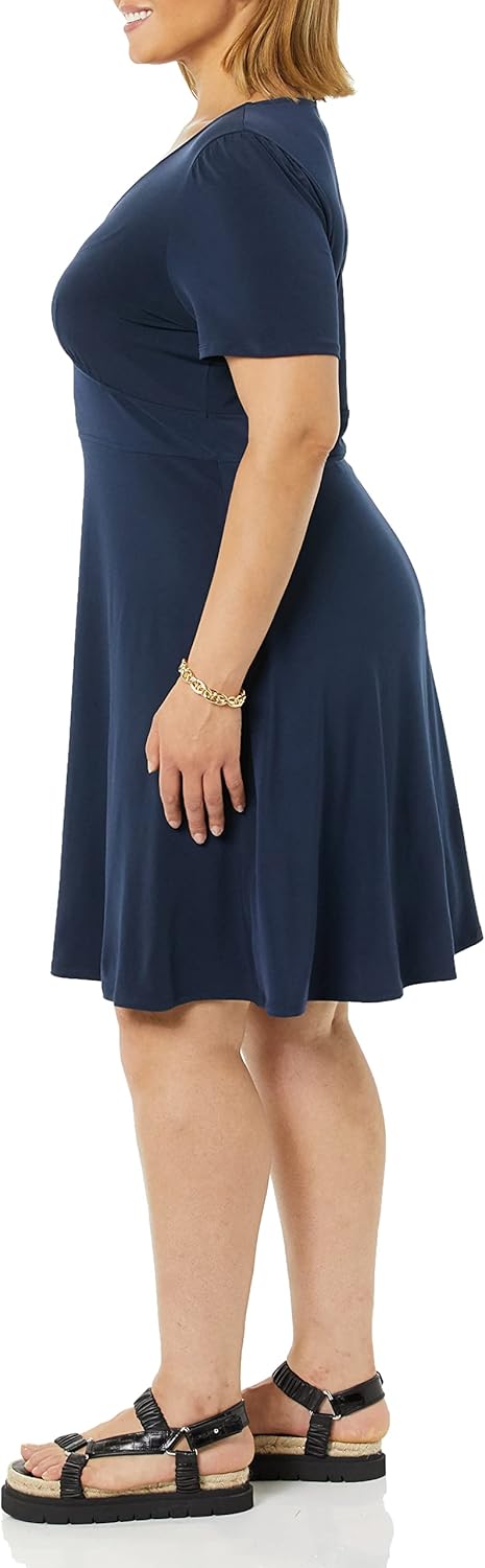 Amazon Essentials Women's Short Sleeve V-Neck Gathered Fit and Flare Dress - Image 4