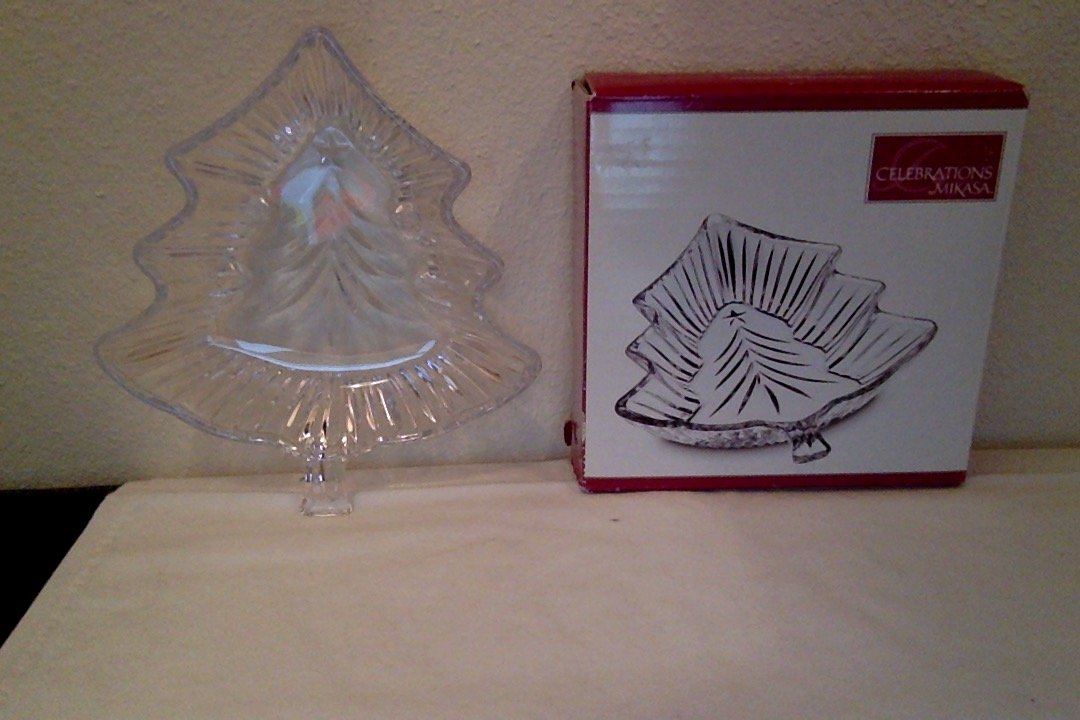 Mikasa Celebrations Small Tree Dish Christmas Night Collections