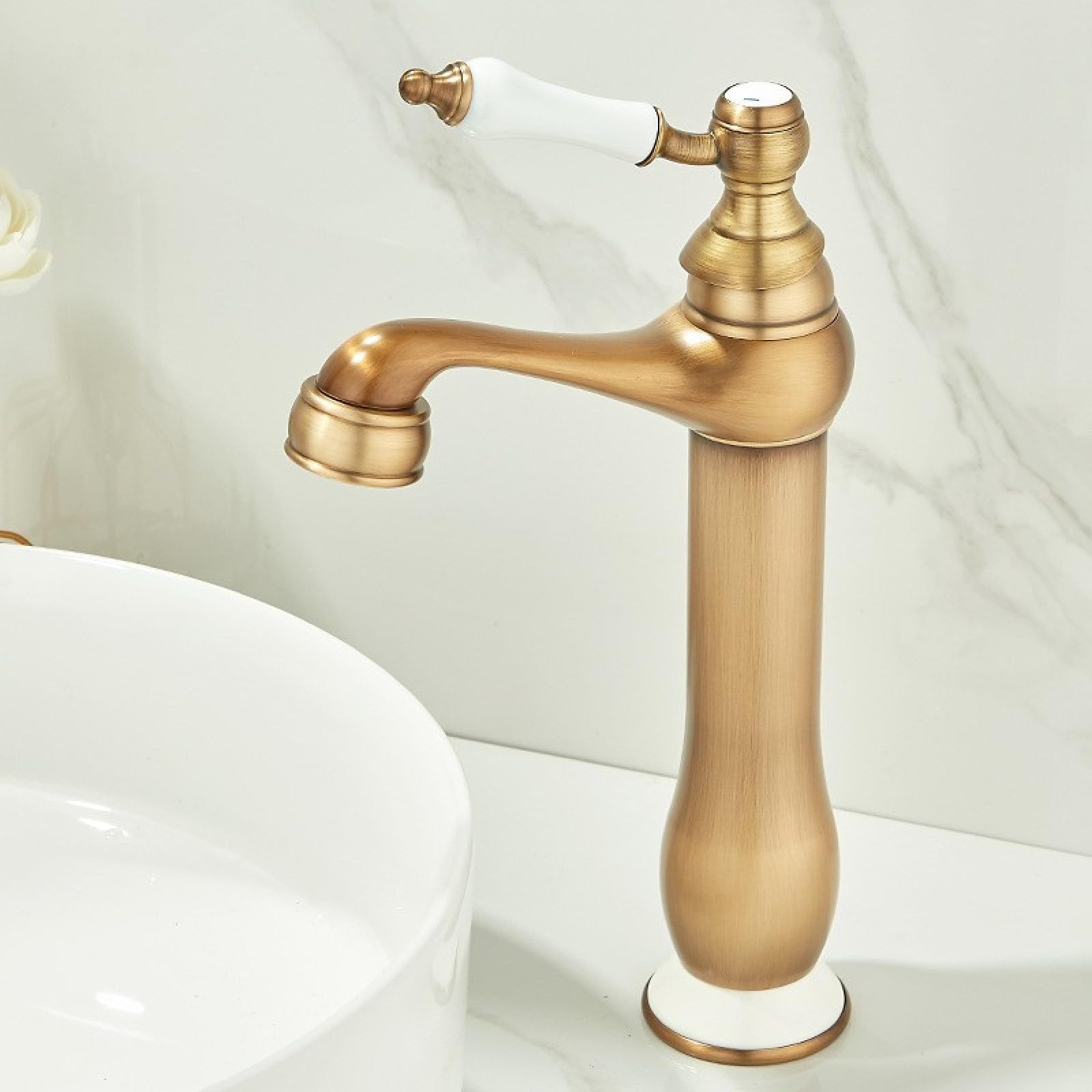 Fanjubei Imitating Ancient Styles Bathroom Copper Pull-Out Hot And Cold Basin Faucet