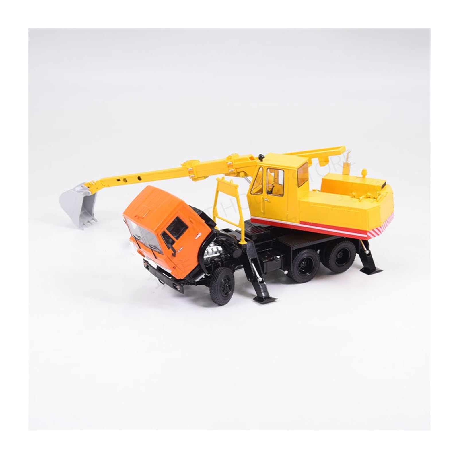 Texhonapk 13cm Long Diecast 12348 - Kamaz Breakdown Truck With Lada