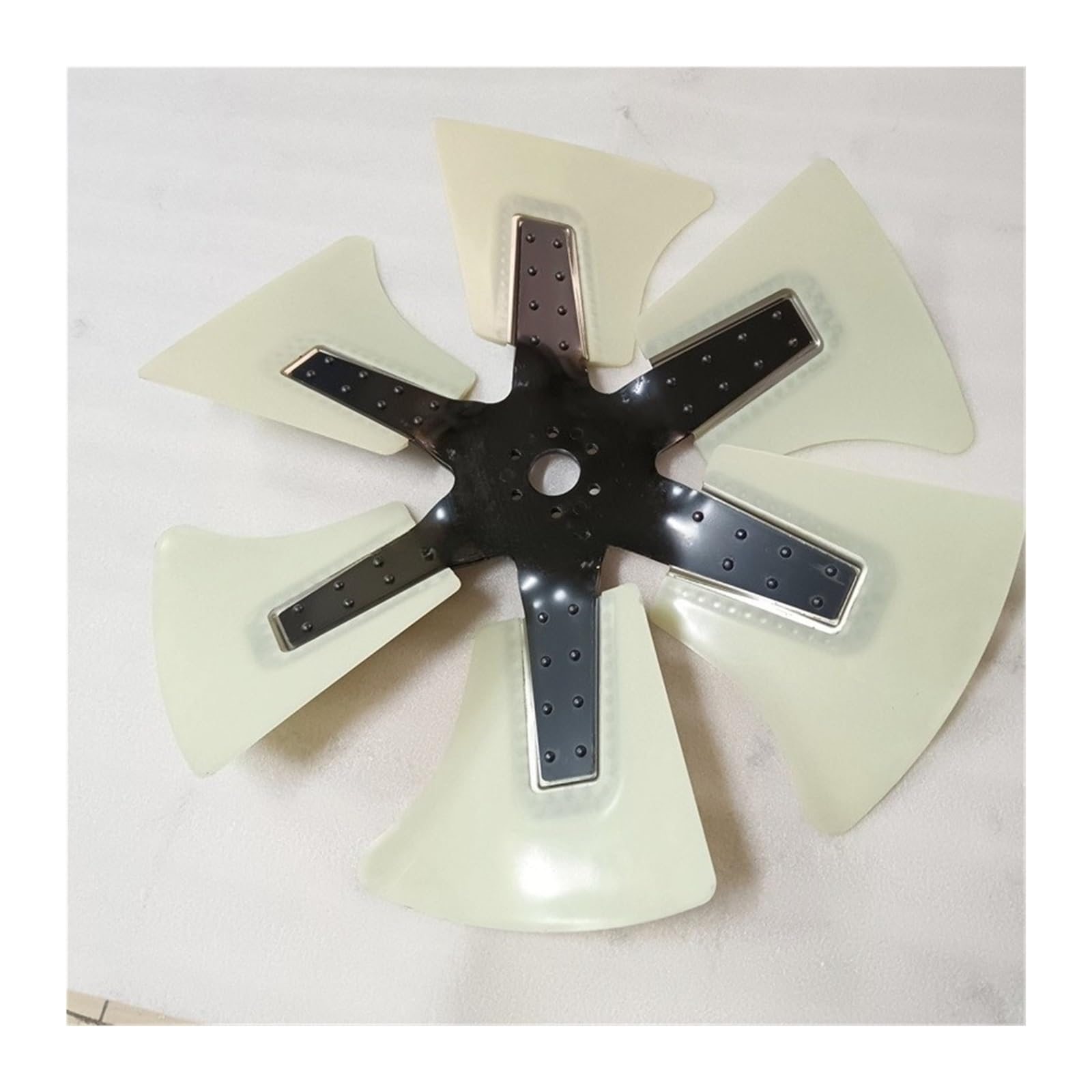 Ventilateur Wa470-3 Référence 600-633-7850 Haute Résistance pour Engins de Chantier