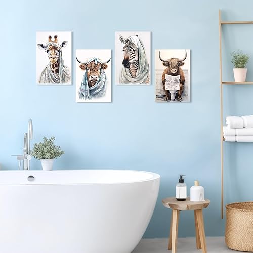 Miniatura 5 de QIXIANG Lienzo decorativo para baño, divertido periódico de lectura de vacas de las tierras altas en el inodoro, cuadro de acuarela para dormitorio,