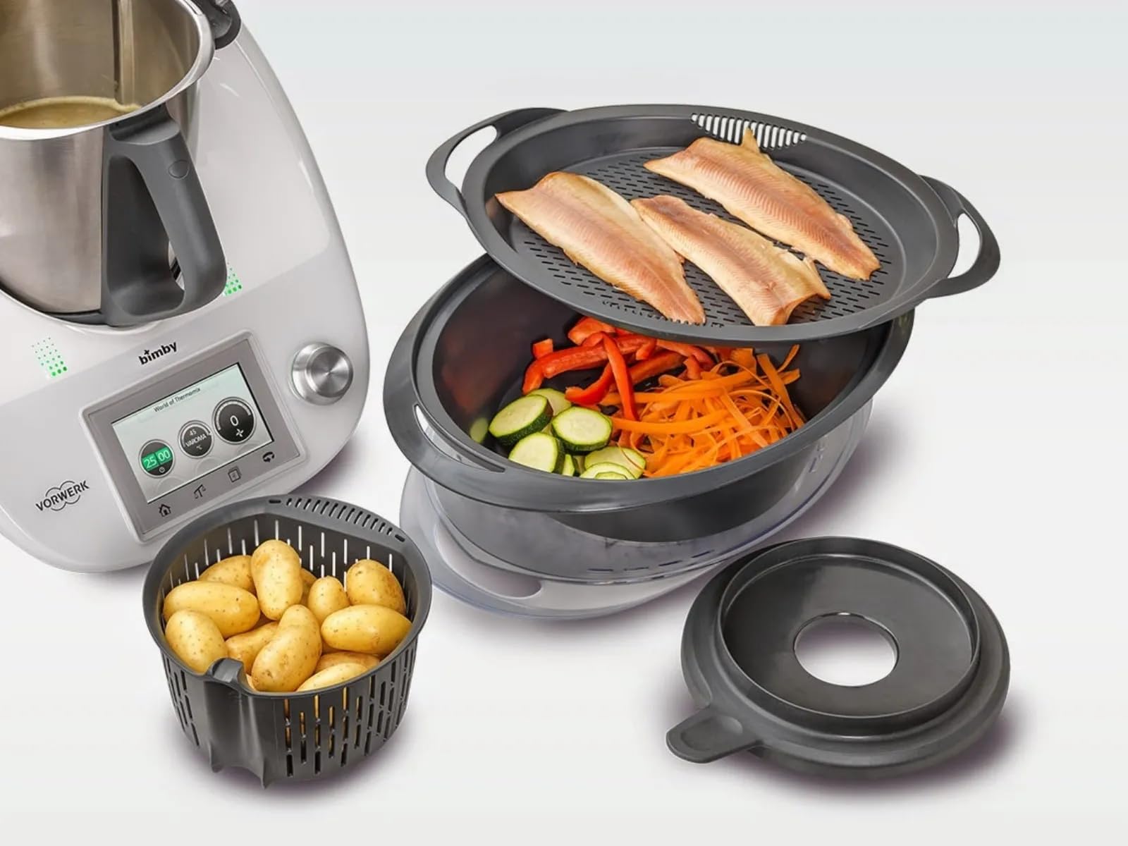 Bimby TM5 Robot da Cucina Multifunzione, COME NUOVO SCATOLATO- Boccale Inox 2 L, Bilancia Digitale Integrata, Motore a Trasmissione Diretta, Display Touch, Set Accessori Inclusi, Garanzia 24 Mesi
