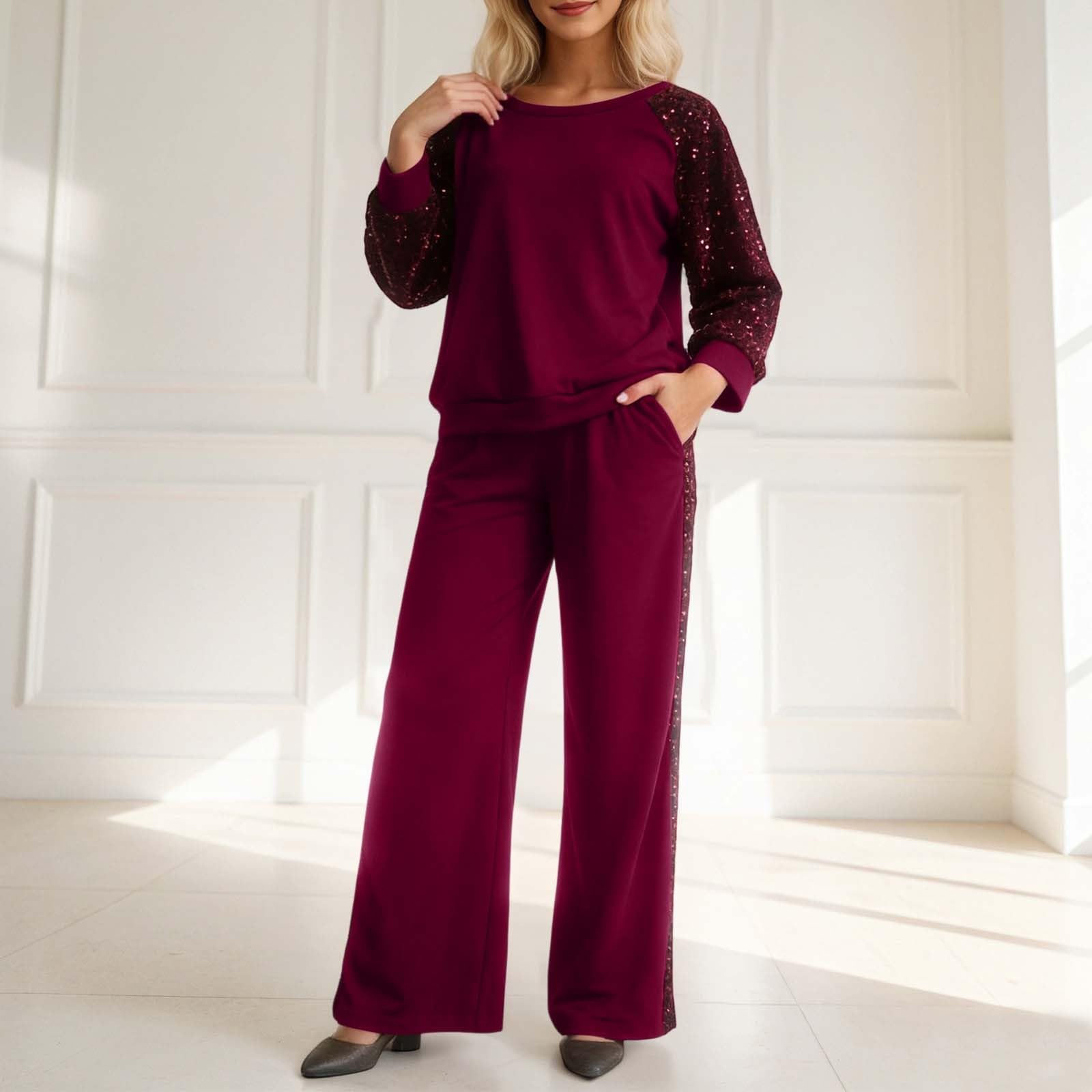 Damen-Strickoberteil mit Pailletten Rundhalsausschnitt sowie passender Hose als lässiges Zweiteiler-Set