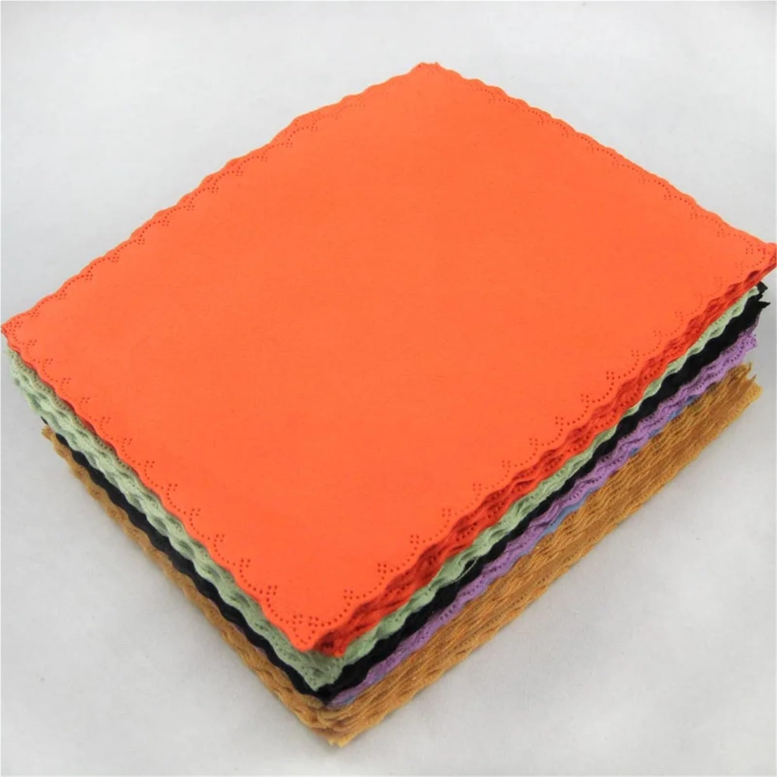 30 panni in microfibra per la pulizia degli occhiali – Salviette per lenti e schermo con design in pizzo per occhiali, fotocamera e telefono cellulare, 17,5 x 14,5 cm, per una pulizia morbida senza