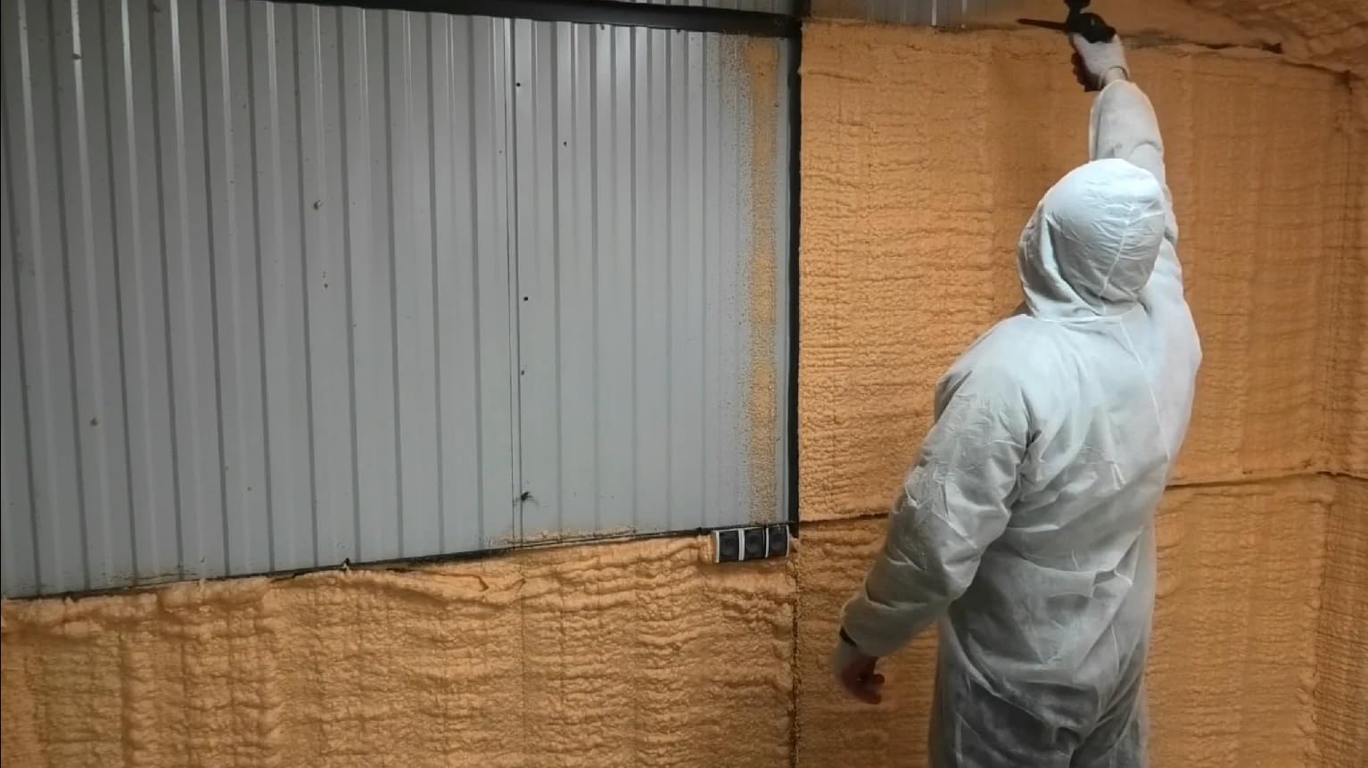 POLYNOR Isolamento termico PUR in bomboletta PRO - Set con ugelli - 12 schiume - Isolamento termico a spruzzo - Isolamento di pareti, tetti, soffitti, tubi - Aerosol 750 ml