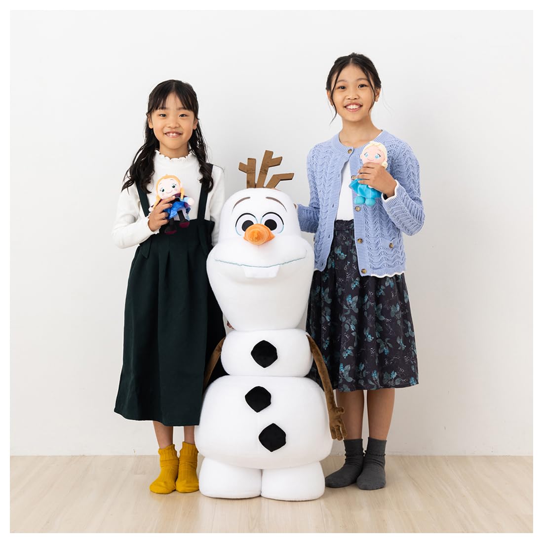 Amazon.co.jp: Takara Tomy Arts Life-Sized Olaf Plush Doll Height