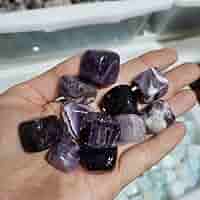 紫水晶。エメラルド。【綺麗な鉱石となります。お部屋のインテリアとかに如何ですか】 Amazon.co.jp: フェリモア アメジスト 天然石 水晶球 紫水晶