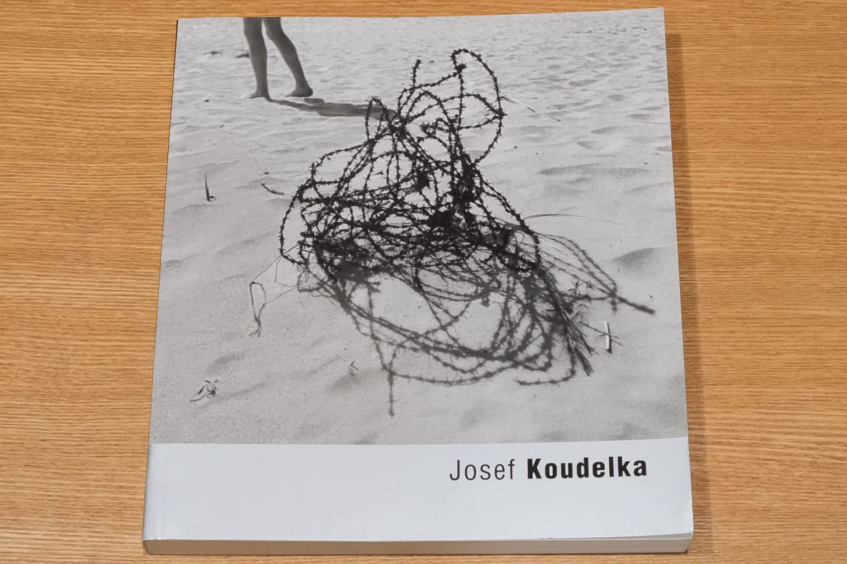 Amazon.co.jp: 写真集 Josef Koudelka FotoTorst10 ヨゼフ クーデルカ 