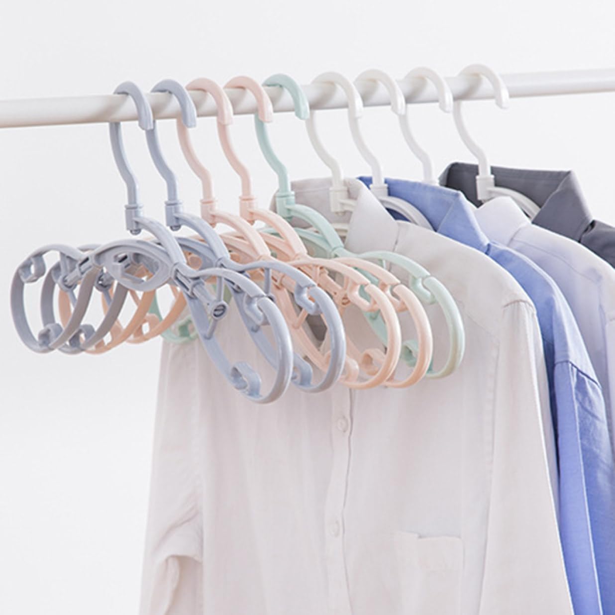 ハンガー かたくずれ防止 10本組 ピンク1 すべらないハンガー360度回転フック スリム 40 多機能 ハンガー 乾湿両用 跡がつ