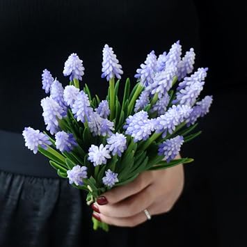 18Pcs Grape Hyacinth Artificial Flowers Fake Plastic Hyacinth Flowers Bouquet Floral Arrangements Home Centerpiece Table Decoration Purple